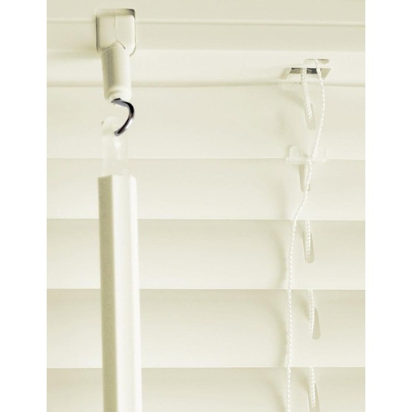 Жалюзи пластик ванильный 110х160