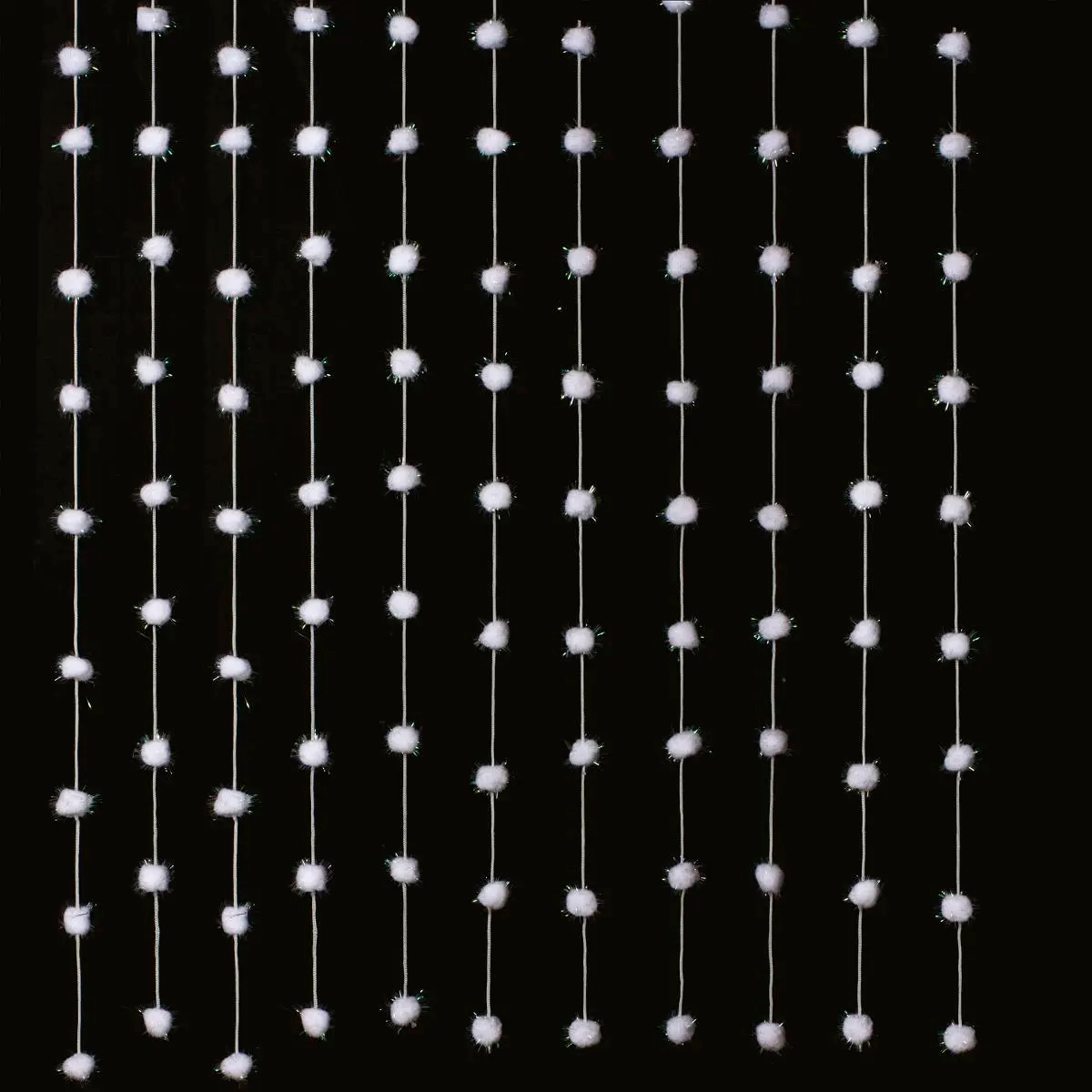 Штора декоративная Feeric из ватных шариков 90х200 см 129015C