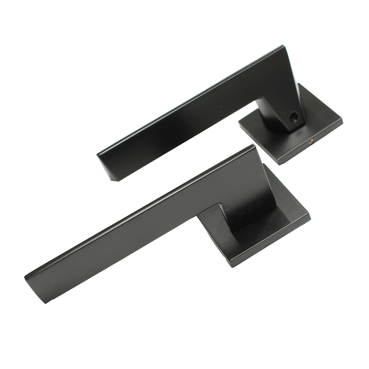 AZQ-200 BL ручка дверная черная