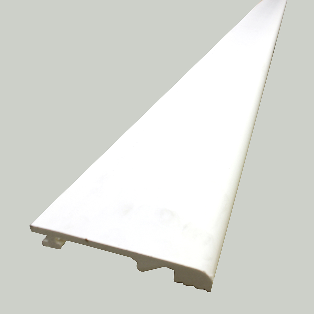 Плинтус напольный ударопрочный UHD 11/100 С белый, L2.4м/ ТМ Unica/ (в коробке 10шт)