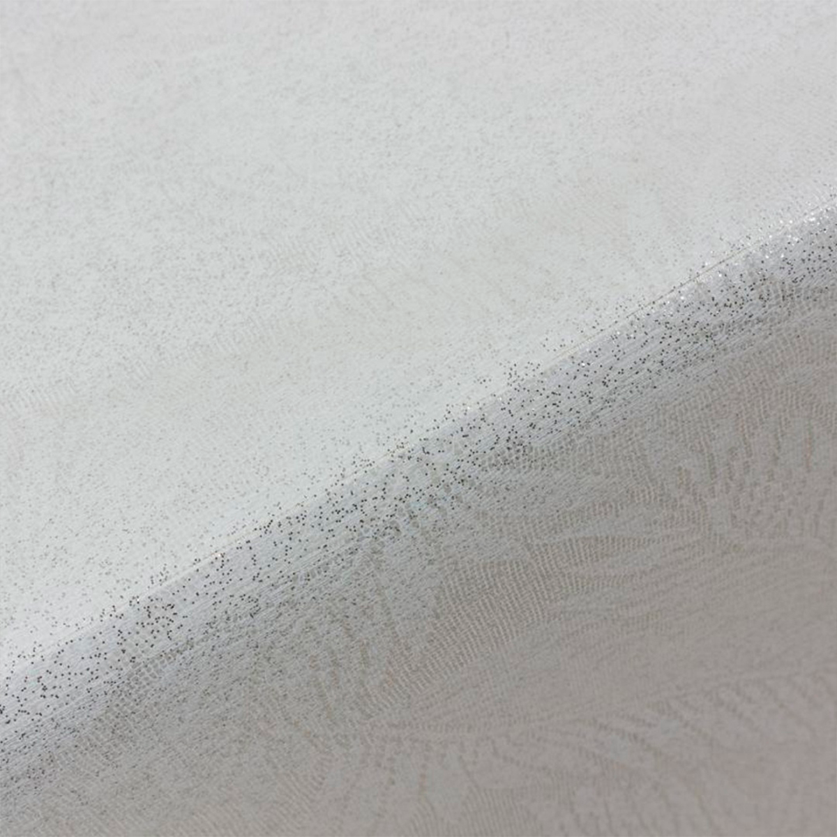 Клеенка Dasch Блеск Резные листья 137 см х20 мп белая TC301-003-R1163-1