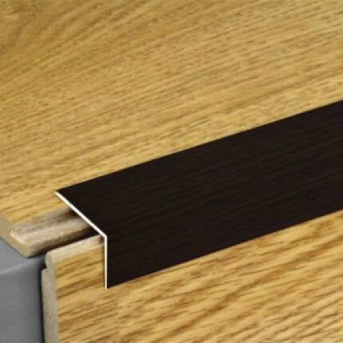 Профиль угловой ПУ 03.1350.095 Дуб венге