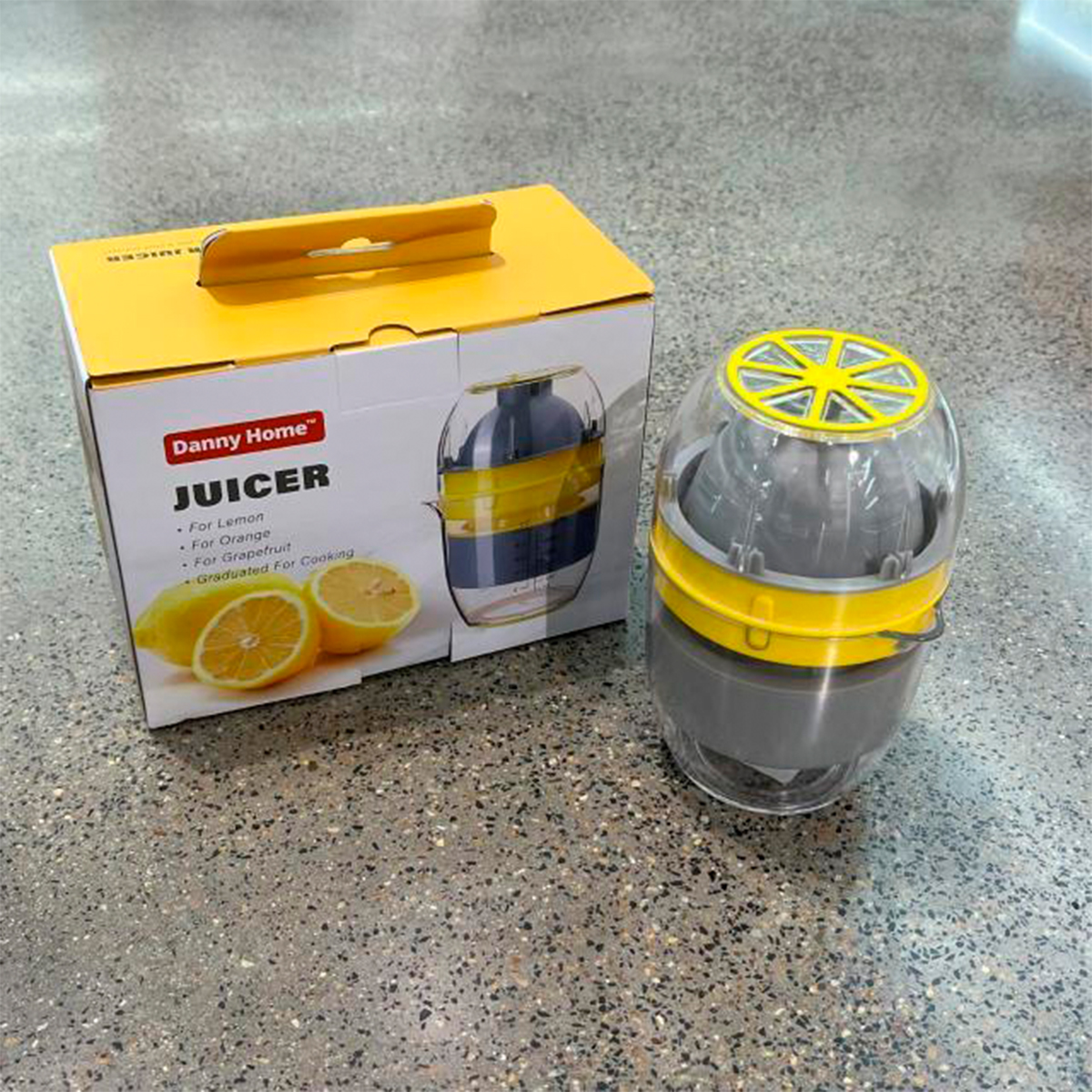 Соковыжималка DH для цитрусовых с контейнером и мерными делениями DH3683