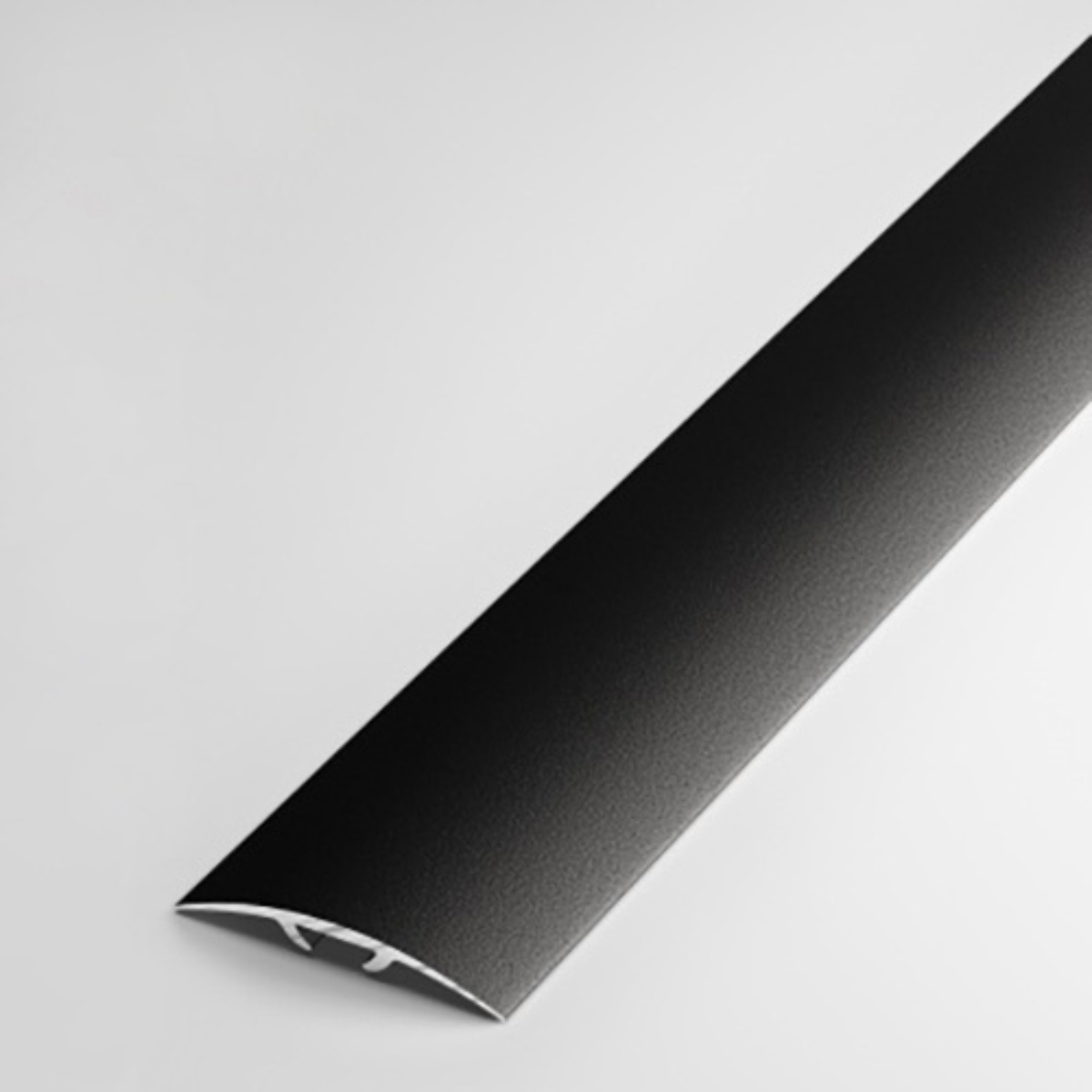 Профиль стыкоперекрывающий ПС 04-3.2700 215 Черный