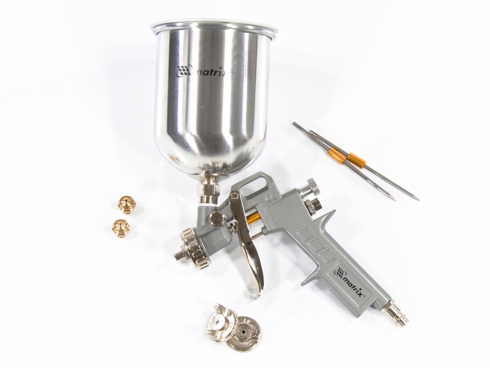 Краскораспылитель Matrix пневмат. с верхним бачком V=1,0л + сопла диаметром 1.2, 1.5 и 1.8мм