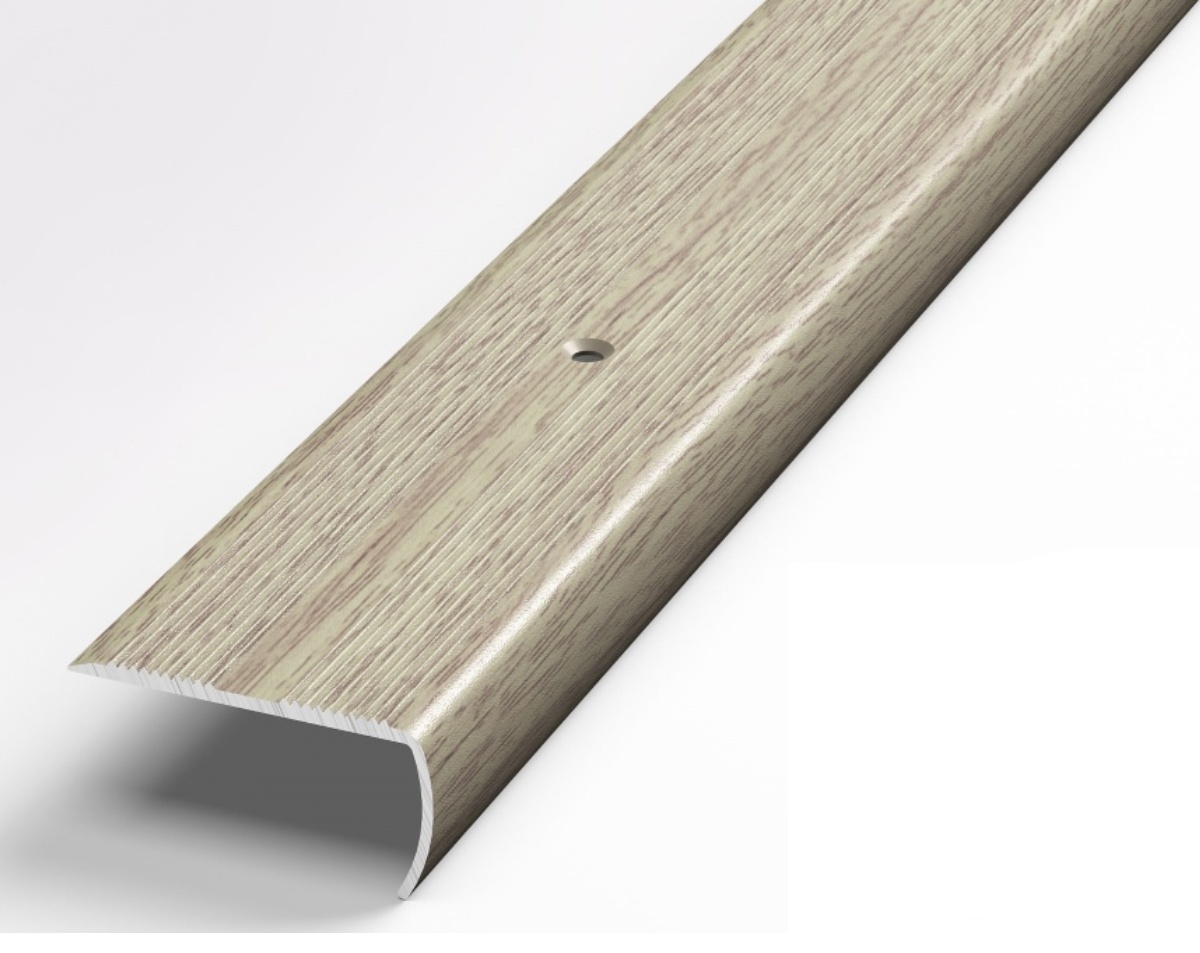 Профиль угловой  ПУ 06. дуб беленый.1,8м