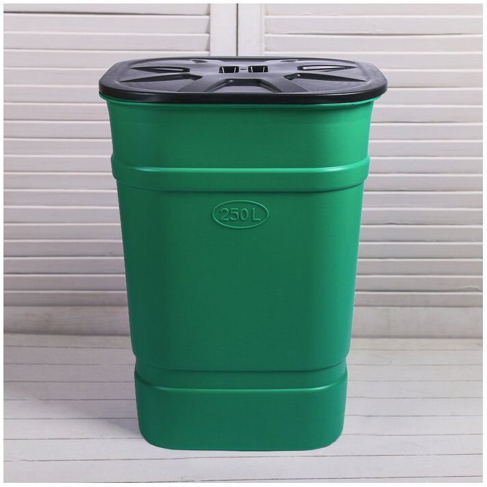 Бочка-бак 250л., квадратная с крышкой М1626