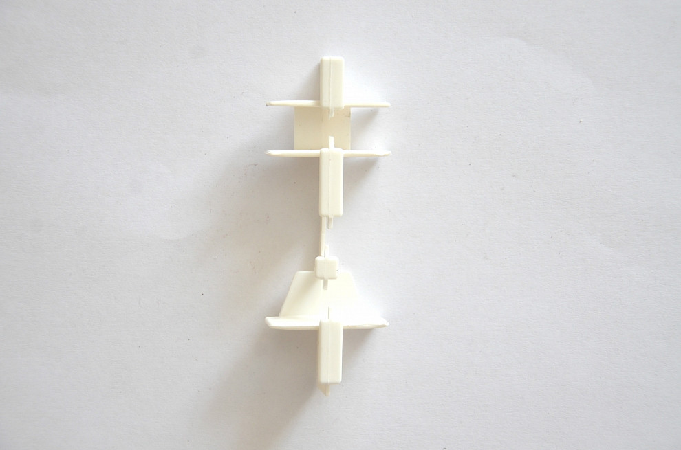 Соединитель-переходник для пластиковой потолочной шины, блистер