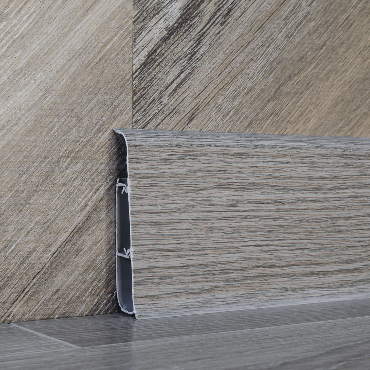 Плинтус напольный с кабель-каналами 85мм 2,2м "Деконика", 215 Дуб снежный