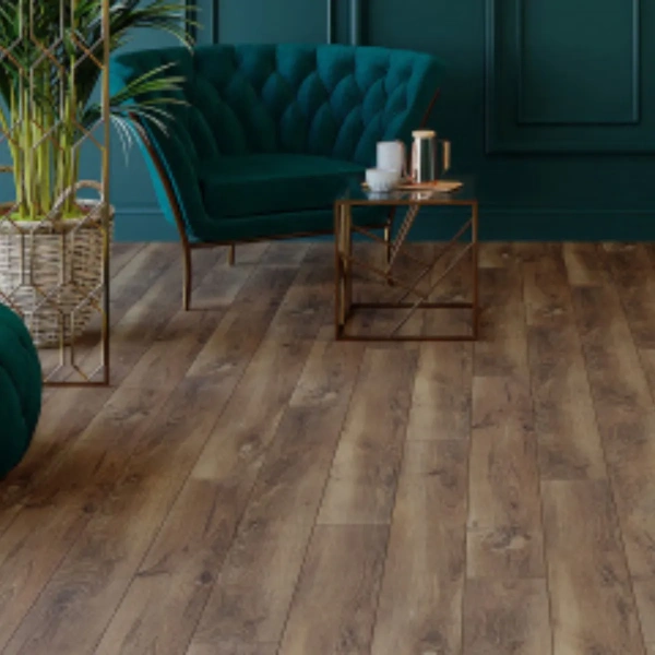 Ламинированный пол KASTAMONU SF33CV-60 8*161*1380 Дуб Берлин (11шт=2,444м2) с фаской  8мм 33класс