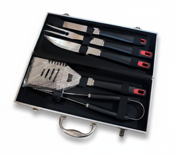 Набор инструментов для барбекю 5 предметов в металлическом чемодане CL-5B CN