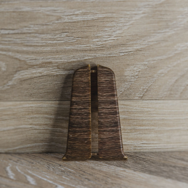 Торцевые для плинтуса 70мм "Деконика", 291 Орех