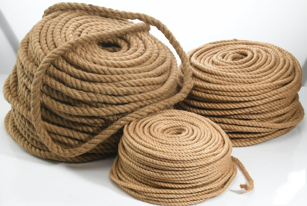 Веревка джутовая д 06 мм,нагрузка 150 КГС (≈ 400-500)