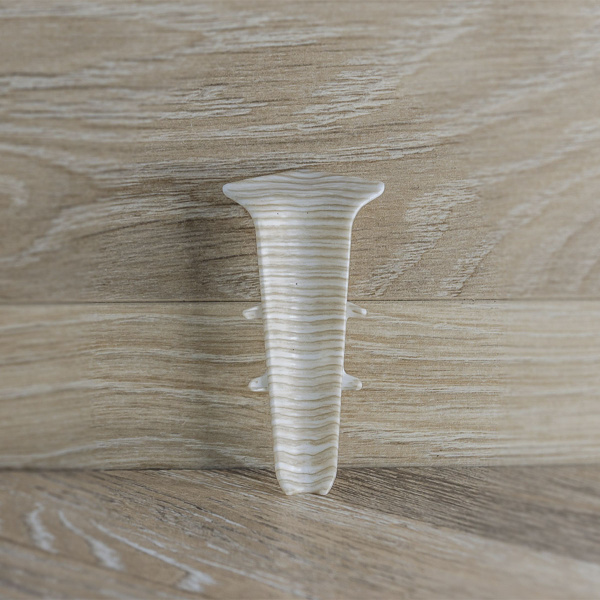 Угол внутренний для плинтуса 70мм "Деконика", 255 Ясень бьянко