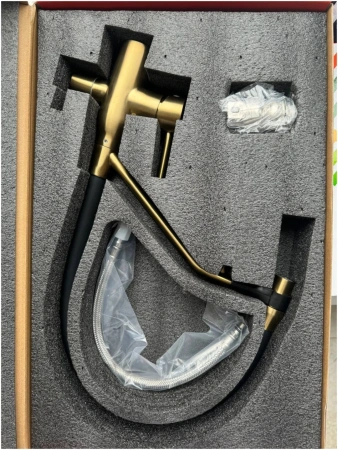 Смеситель д/к, матовое золото Нептун 064 Gold-Black
