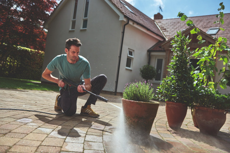 Очиститель высокого давления Bosch UniversalAquatak 130