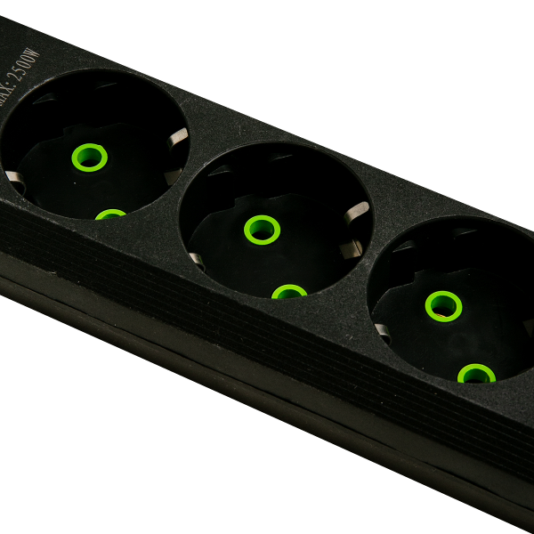 Удлинитель F03-3 (3м черный)