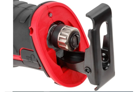 Пила сабельная аккумуляторная WORTEX CSR 1118 E в кор. ALL1 МЕГА АКЦИЯ 18В, 1 акк., 2 Ач, дер. 115 м