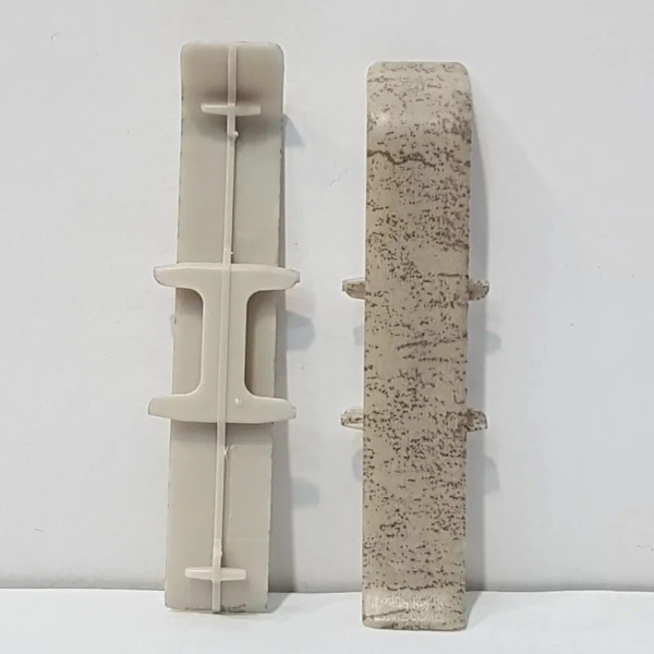 Соединитель для плинтуса 70мм "Деконика", 547 Лофт светло-серый