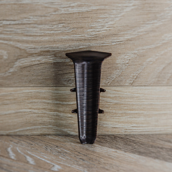 Угол внутренний для плинтуса 85мм "Деконика", 351 Каштан