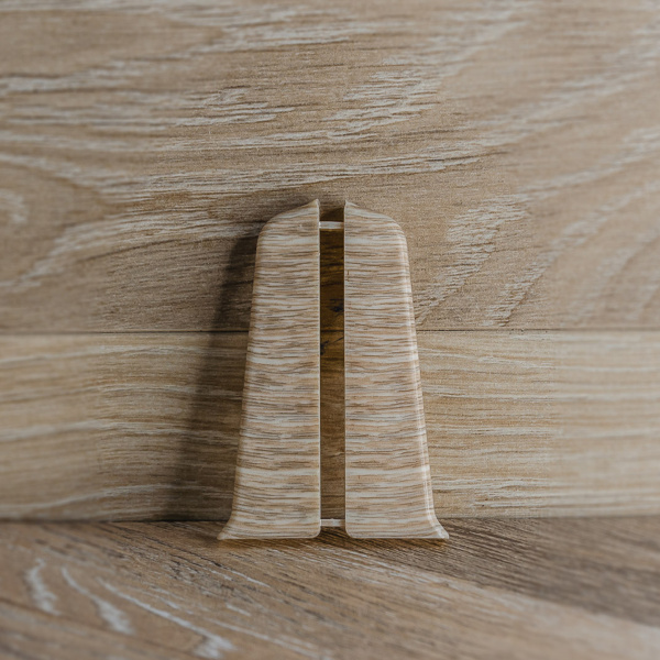 Торцевые (пара) для плинтуса 85мм "Деконика", 229 Дуб латте