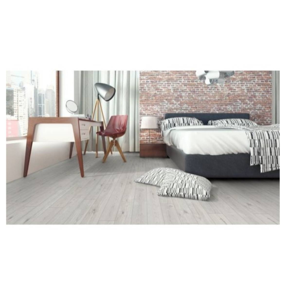 Ламинированный пол Kronopol Gusto MS138 (3310) Дуб Асти (8мм) 33 класс 1,975 м2