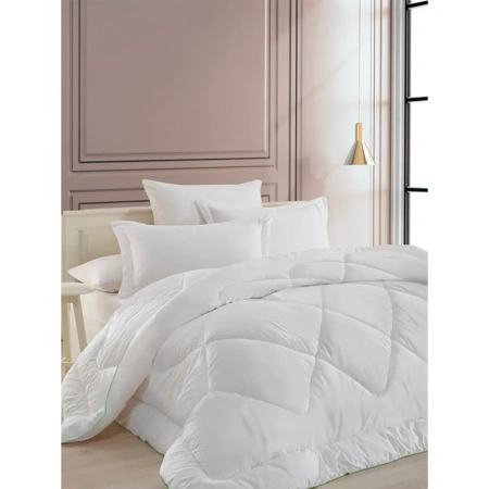 Одеяло Василиса 200х210 бамбук перкаль