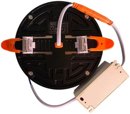 Споты потолочные 016-092-0018 18W BLACK 3CCT 160-265V LED DOWN.