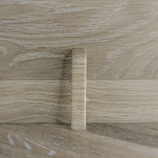 Соединитель для плинтуса 70мм "Деконика", 229 Дуб латте