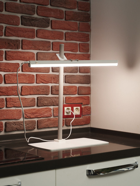 Фитосветильник «РАСТУЩИЙ светильник 9 Вт»