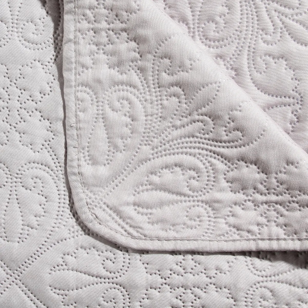 Комплект Atmosphera покрывало 240х260 см + наволочки 2 шт 60х60 см бежевый 131644D