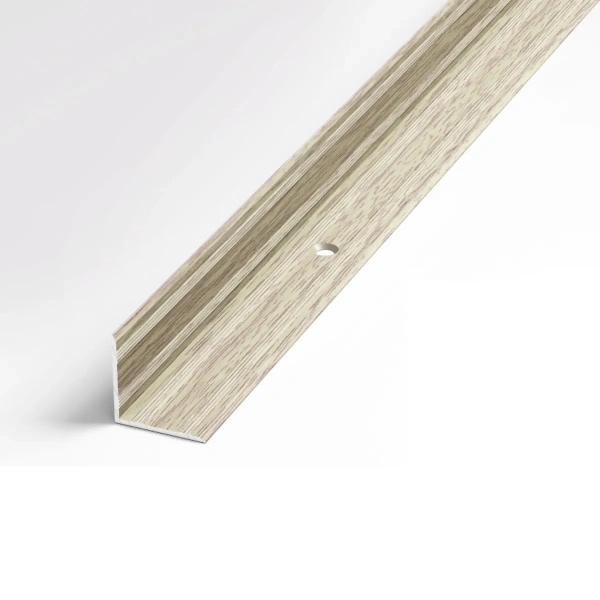 Профиль угловой ПУ 05-1. дуб беленый.0,9м