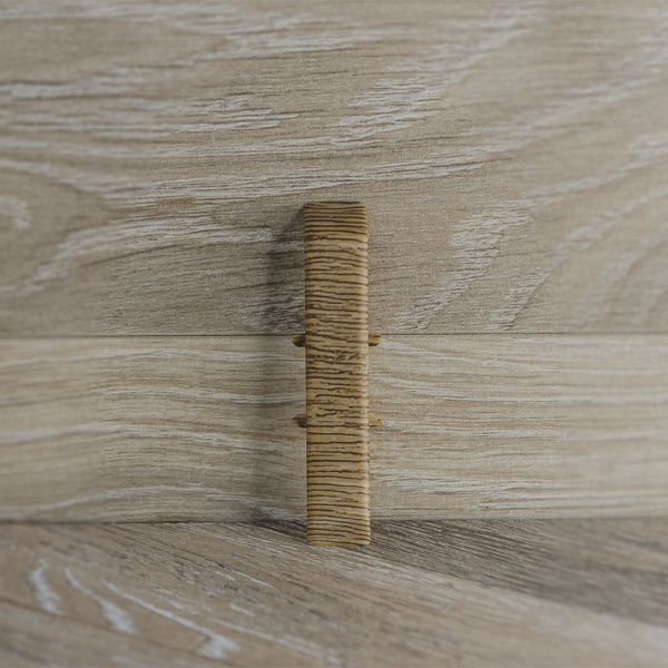 Соединитель для плинтуса 70мм "Деконика", 211 Дуб рустик