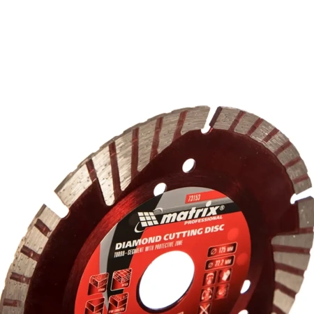 Диск алмазный отрезной Matrix Professional сегментный с защитными сект 150 х 22,2мм сухая резка