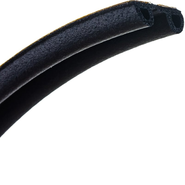 Уплотнитель Sila Home Р100, 9х5,5 мм самоклеящийся, черный,(2*50м), Польша