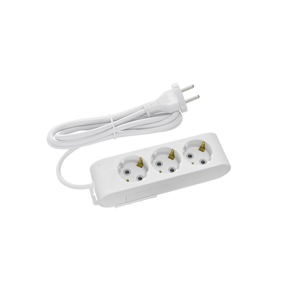 Удлинитель тройной  белый с/з 210.002.301 (2М) (3*1)