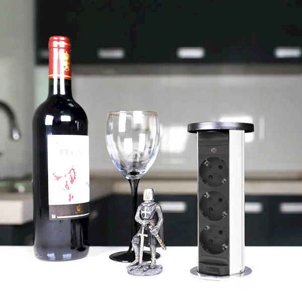 Блок настольный розеточный выдвижной на 3 розетки, IP44, серебро Shelbi STV-3S-IP44-3