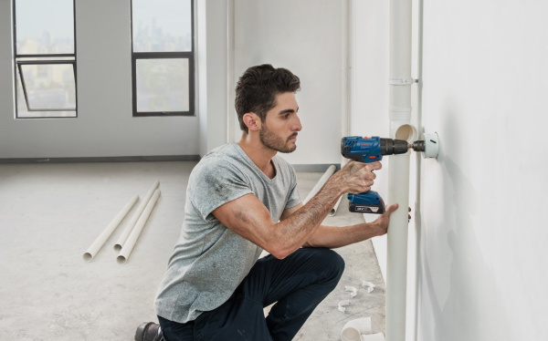 Шуруповерт аккум. Bosch GSB 180-LI 06019F8307