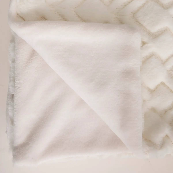 Плед Atmosphera Mara 120х160 см мех белый 188511Z Плед Atmosphera Mara 120х160 см мех белый 188511Z