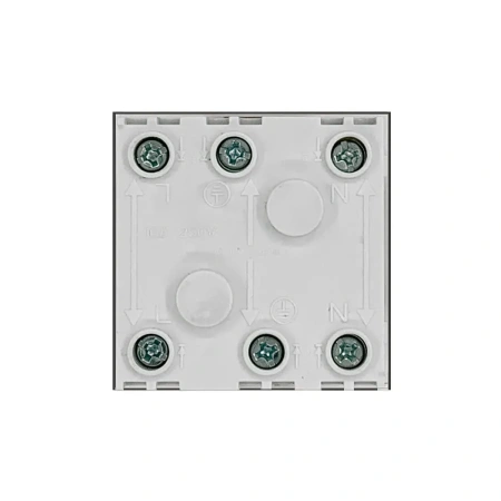 Розетка одинарная 33° с з/к, 250 В, 16A 45х45, чёрная