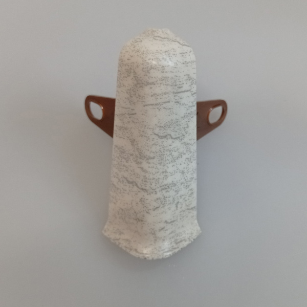 Угол наружный (внешний) с крепежом для плинтуса 70мм "Деконика", 547 Лофт светло-серый