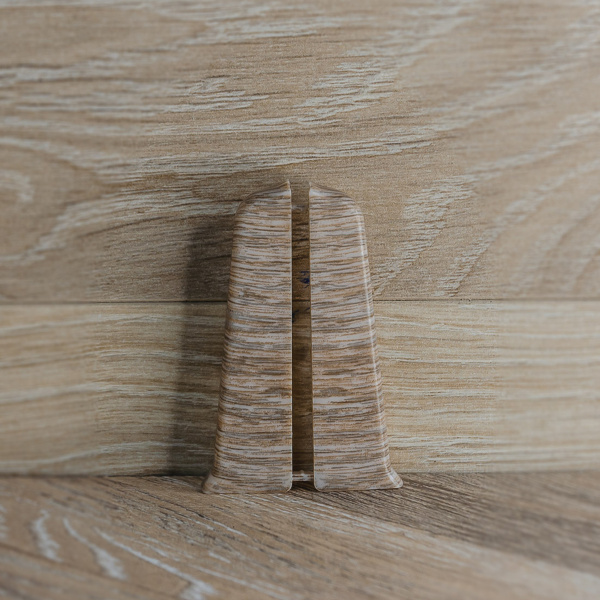 Торцевые (пара) для плинтуса 85мм "Деконика", 215 Дуб снежный