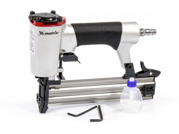 Нейлер Matrix пневматический для гвоздей от 10 до 32мм