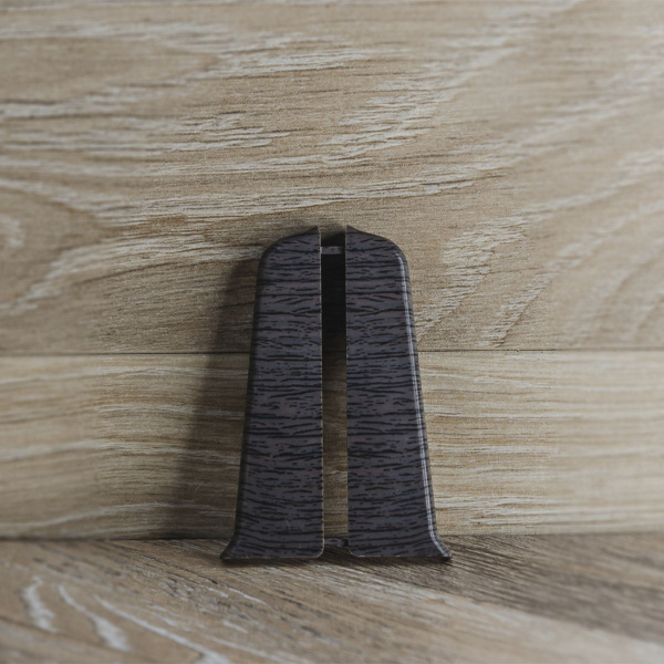 Торцевые для плинтуса 70мм "Деконика", 352 Каштан серый