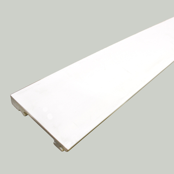 Плинтус напольный ударопрочный UHD 46/80 С белый, L2м