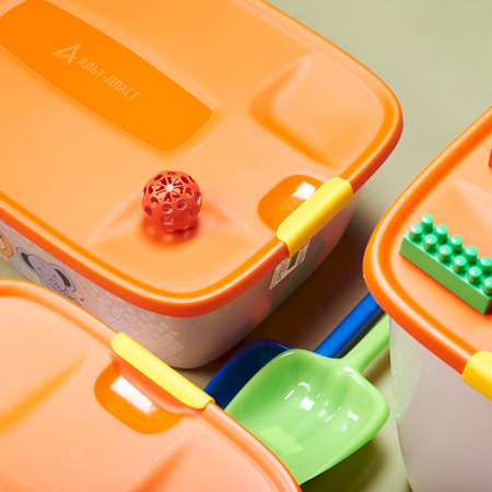 Ящик для игрушек АльтПласт 56 л 60х40х36 см на колесах АП 426