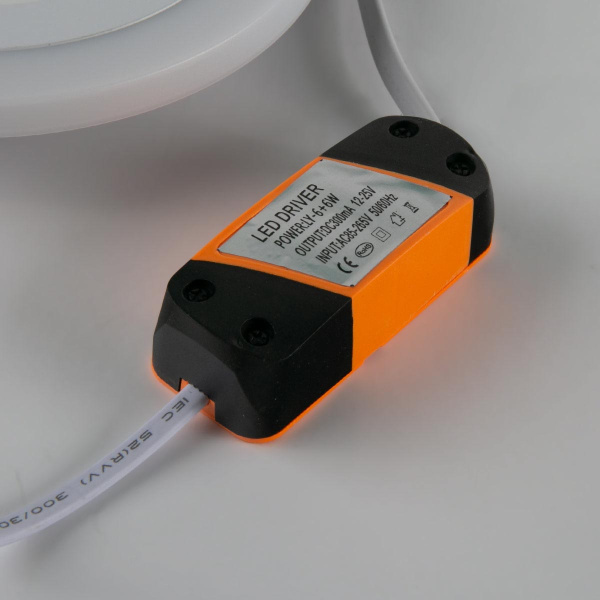 Светильник потолочный 629-4"-RD WH+GREEN