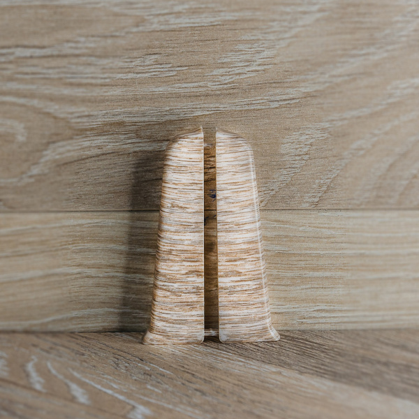 Торцевые (пара) для плинтуса 85мм "Деконика", 213 Дуб северный