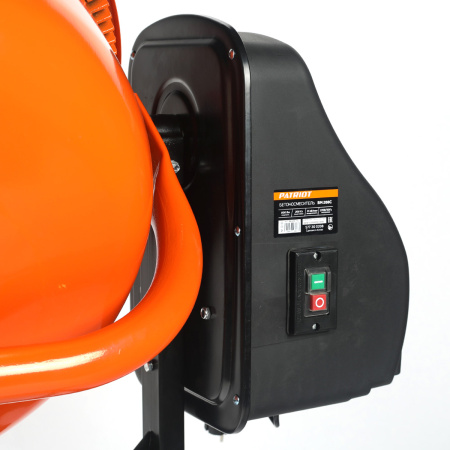 Бетоносмеситель PATRIOT BM 208C, 800 Вт, 200 кг готовой смеси, венец - чугун